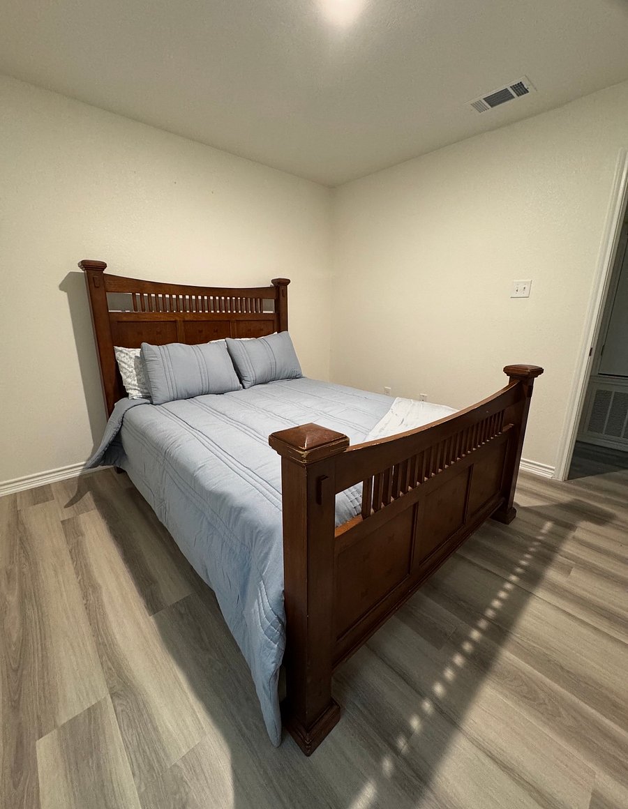 Furnished Finder property 995654_1 photo 16