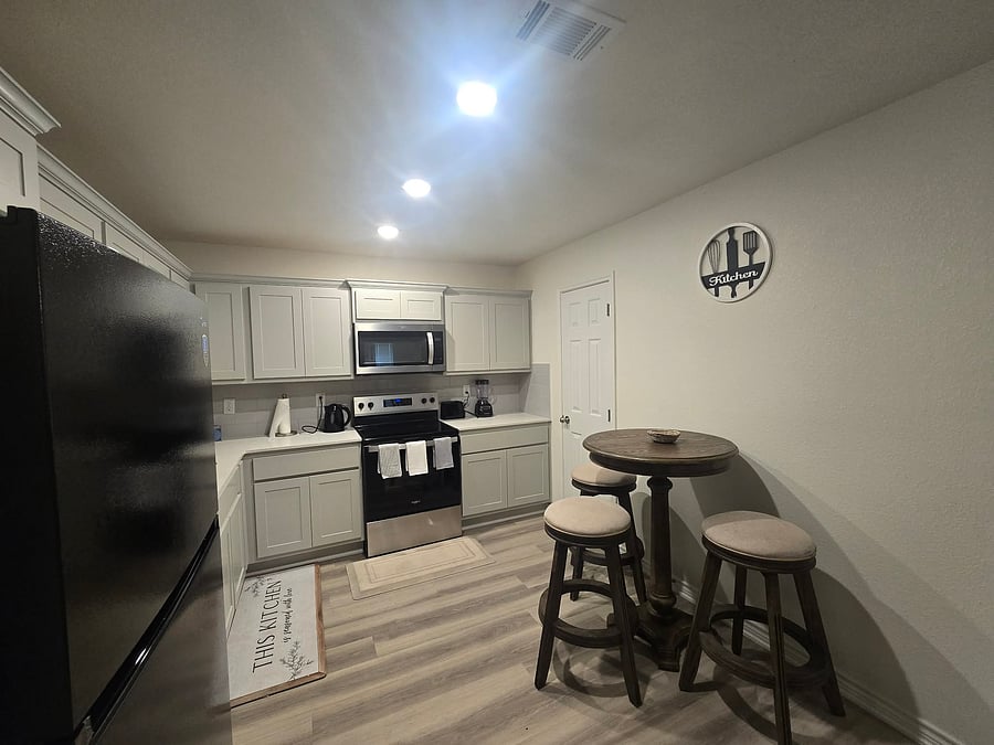 Furnished Finder property 995654_1 photo 6