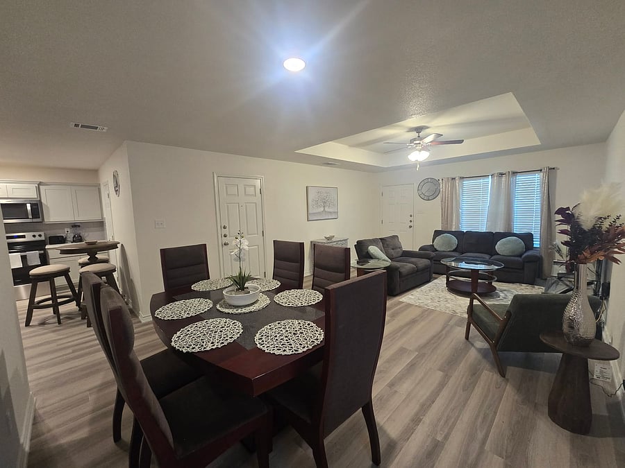 Furnished Finder property 995654_1 photo 3