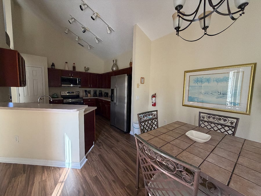 Furnished Finder property 995668_1 photo 11