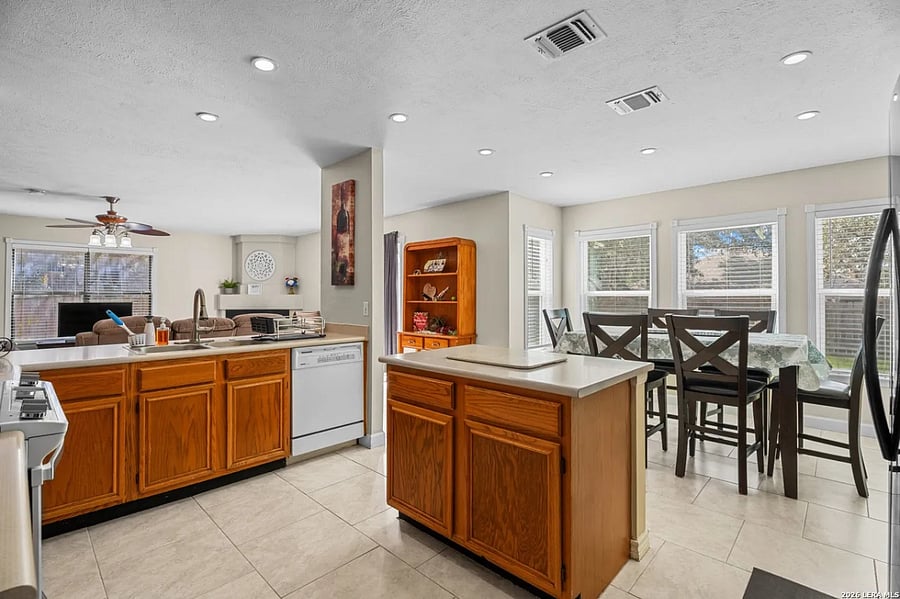 Furnished Finder property 995717_1 photo 8