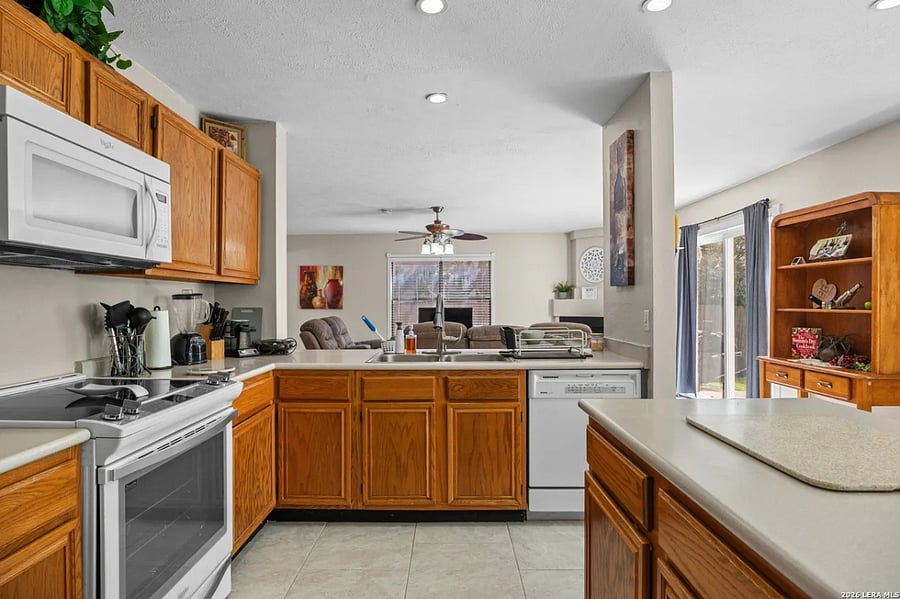 Furnished Finder property 995717_1 photo 7