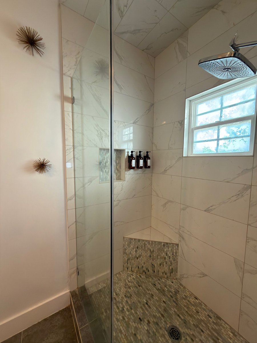 Furnished Finder property 995728_1 photo 15