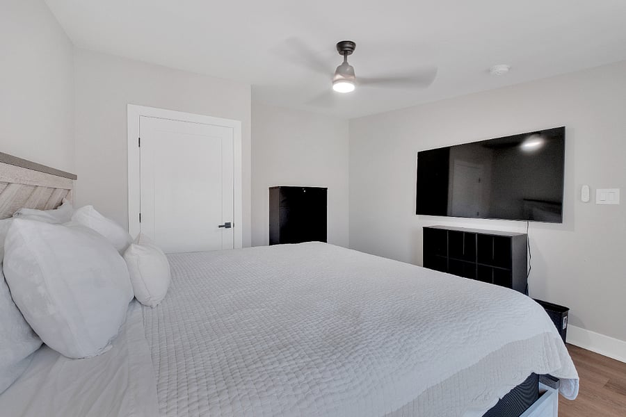 Furnished Finder property 995732_1 photo 16
