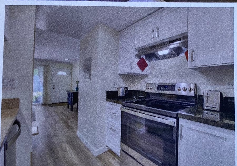 Furnished Finder property 995756_1 photo 3