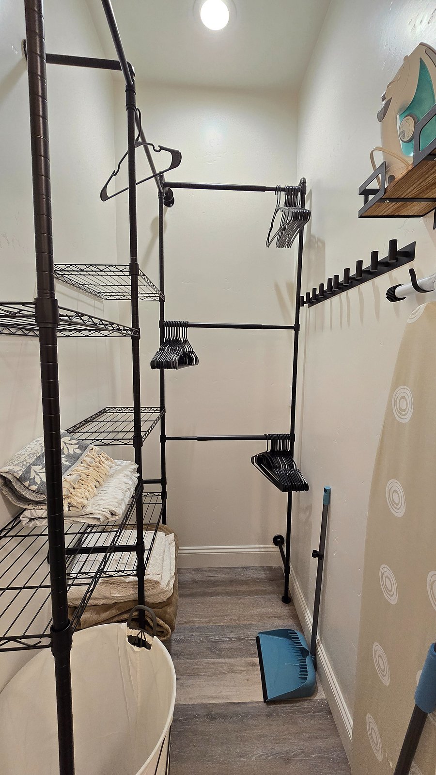 Walk-in Closet