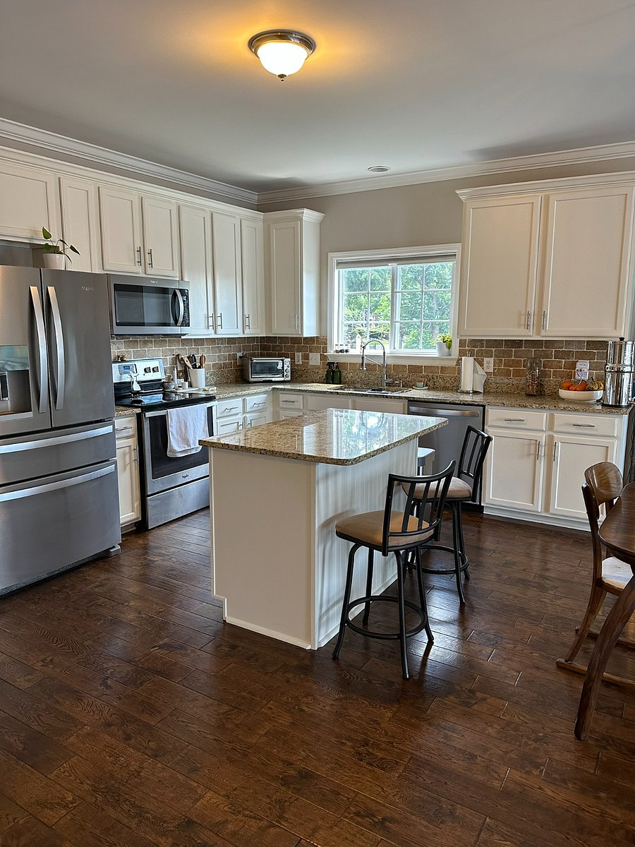 Furnished Finder property 995780_1 photo 17