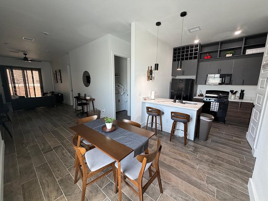 Furnished Finder property 995863_1 photo 7