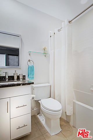 Furnished Finder property 995866_1 photo 6
