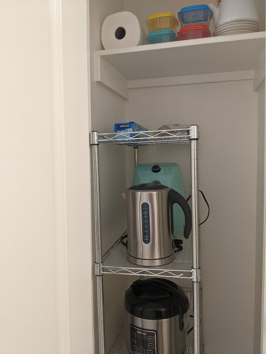 The small pantry near the food preparation area where we put all kitchen appliances in case you need. You can also make this as your pantry.