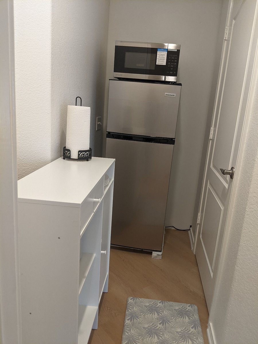 Food preparation area.