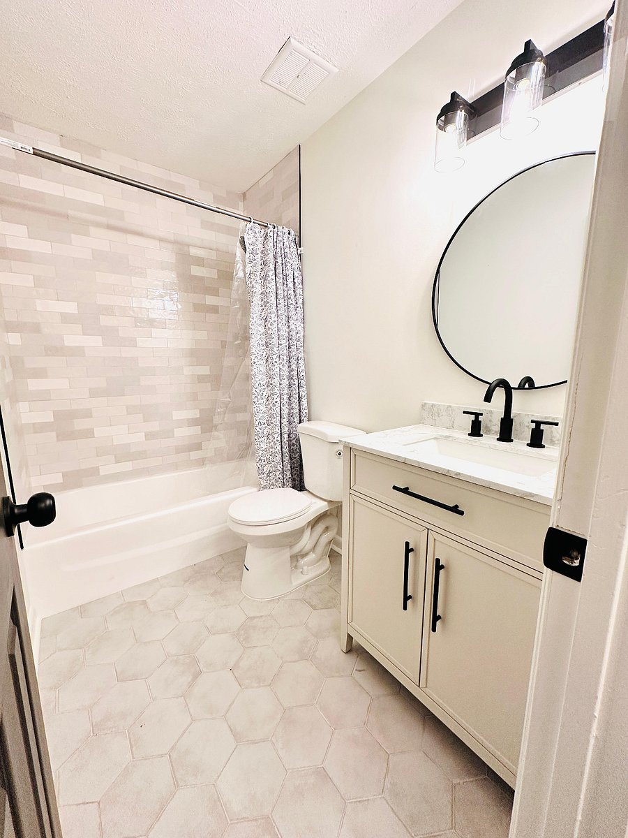 Furnished Finder property 995898_1 photo 6