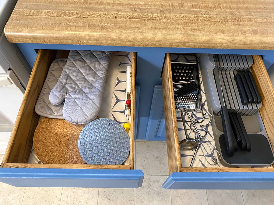 Kitchen Drawer Contents