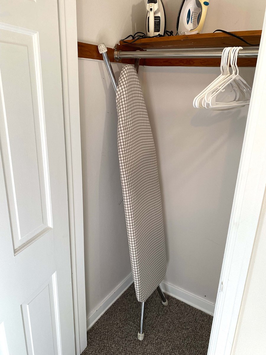Office/Bedroom 2 Closet