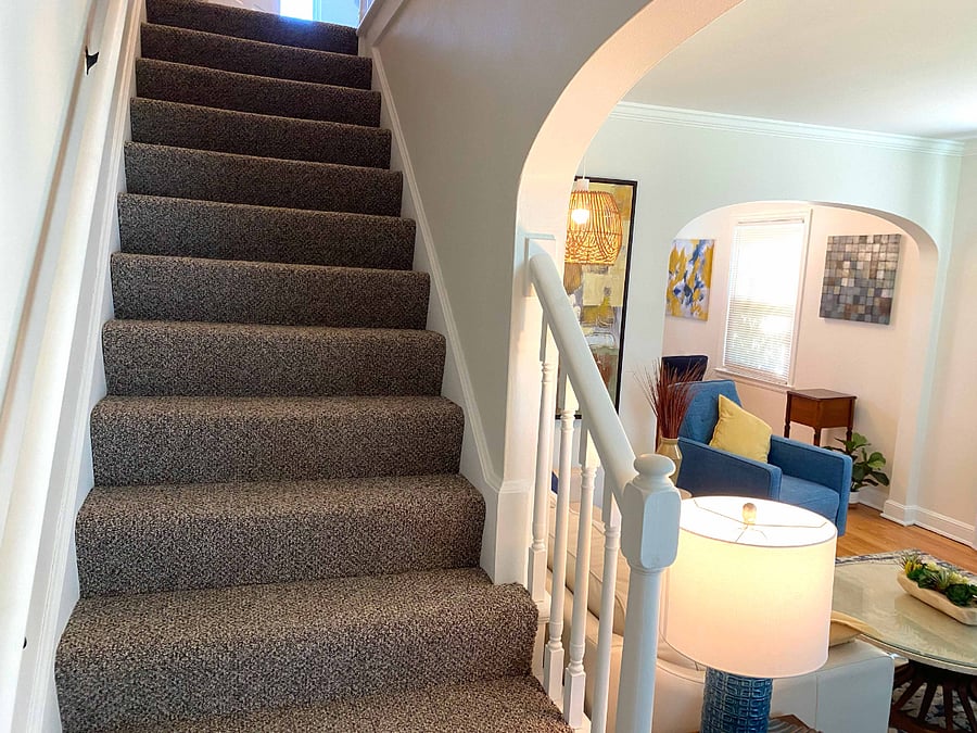 Upstairs Stairway