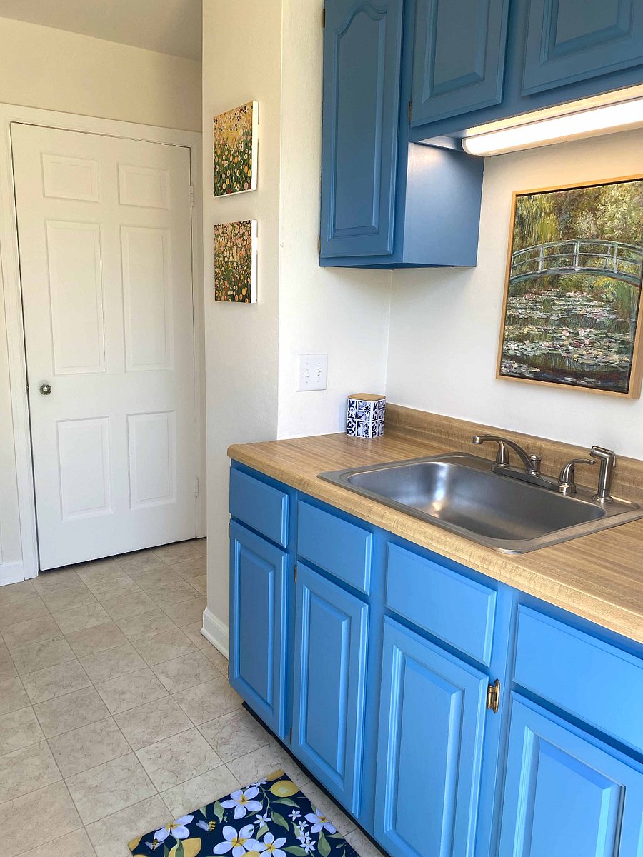 Kitchen Doorway to Basement