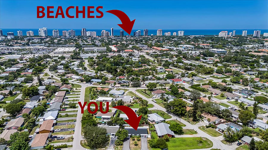 Just 1 mile to the beach with lots of shopping, dining and even a Starbucks in between!