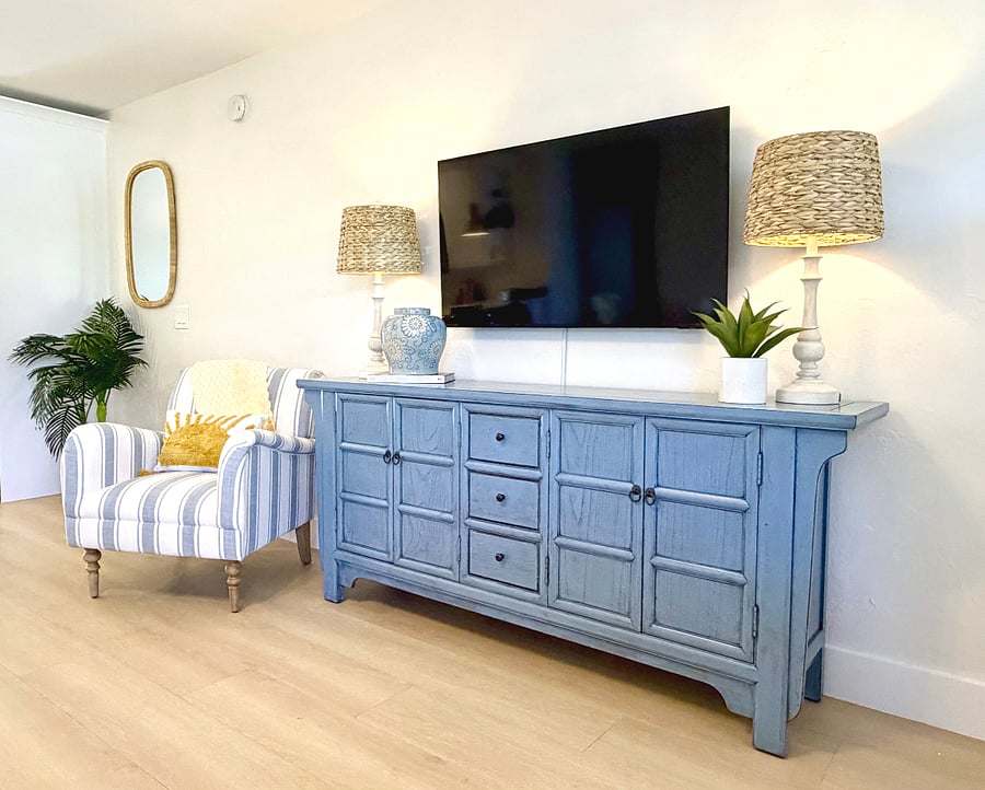 Beachy Vibes surround you in this well appointed Naples extended stay rental