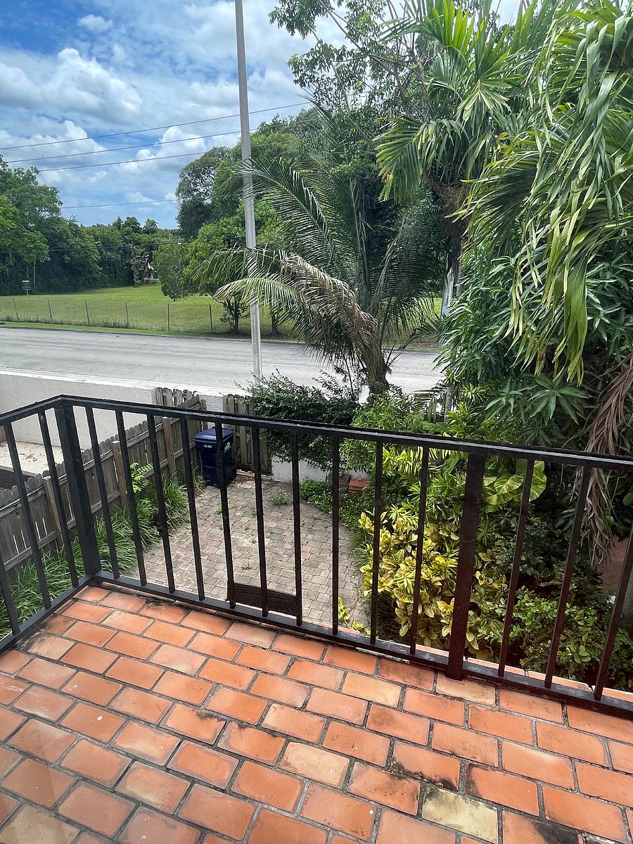 Furnished Finder property 995973_1 photo 17