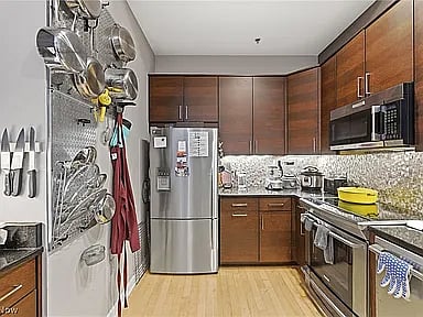 Furnished Finder property 995983_1 photo 4