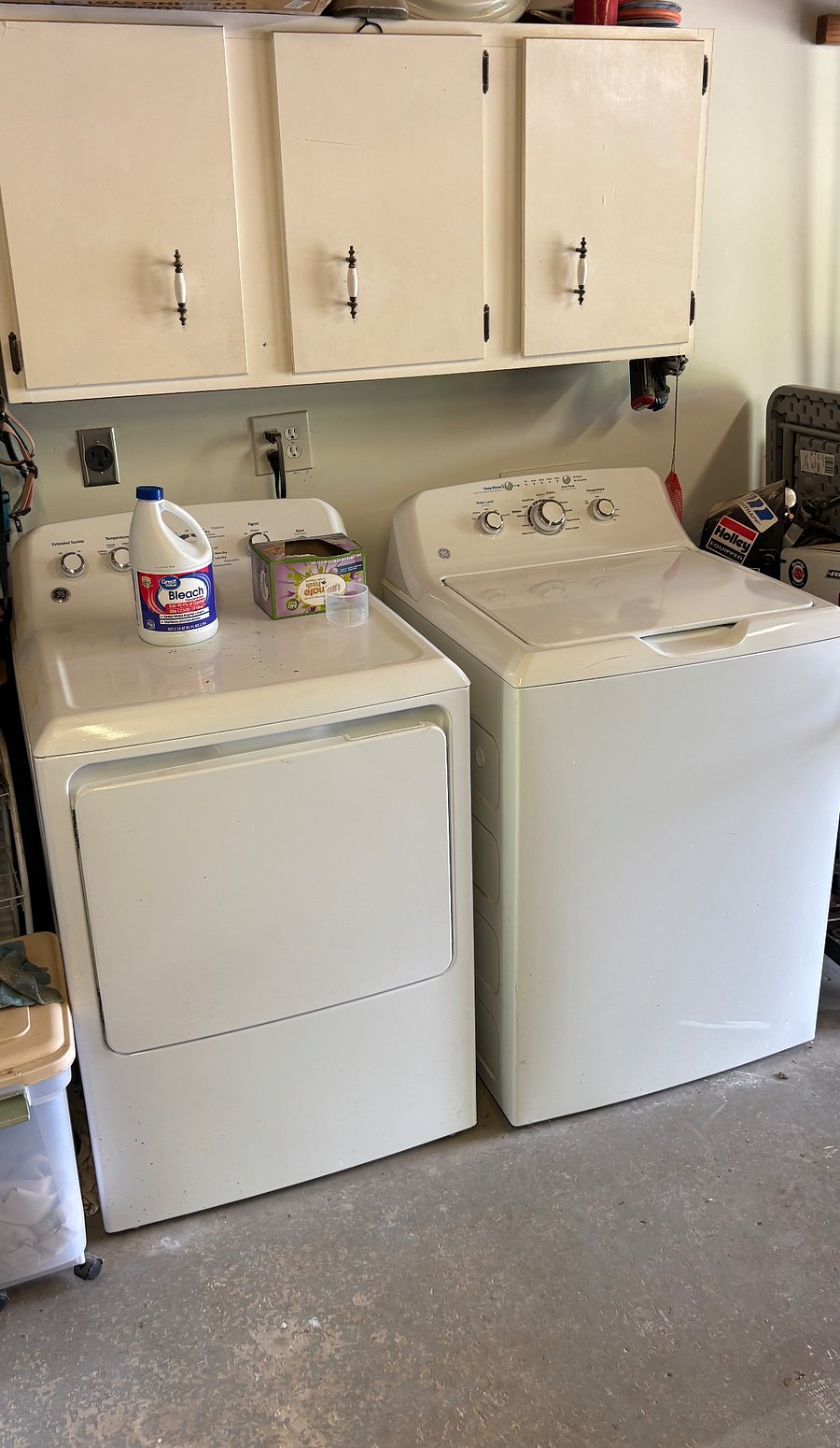 Washer/dryer in garage