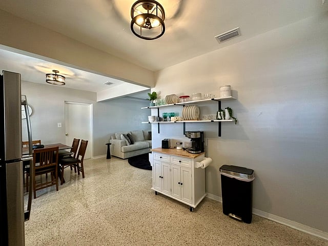 Furnished Finder property 996024_1 photo 10