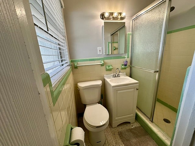 Furnished Finder property 996024_1 photo 13