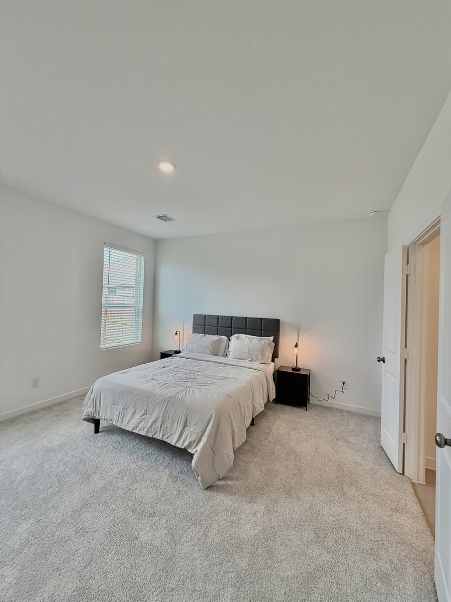 Furnished Finder property 996030_1 photo 6