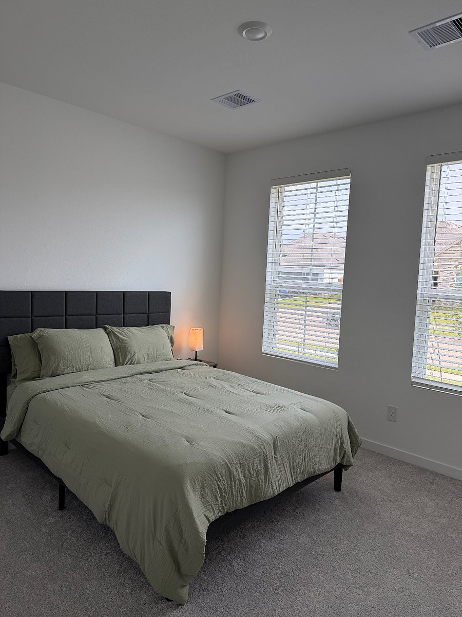 Furnished Finder property 996030_1 photo 12