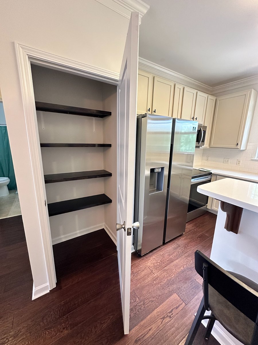 Spacious pantry in the kitchen.