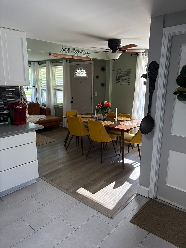 view into dining area from kitchen center