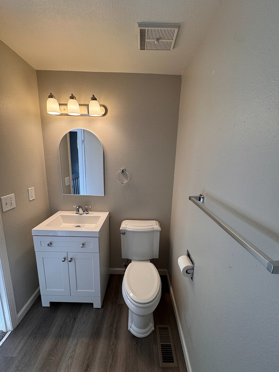 Furnished Finder property 996062_1 photo 8