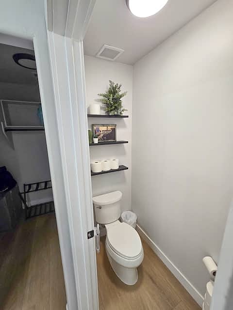 Furnished Finder property 996082_1 photo 24