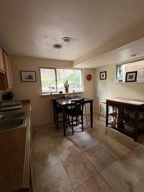 Furnished Finder property 996110_1 photo 5