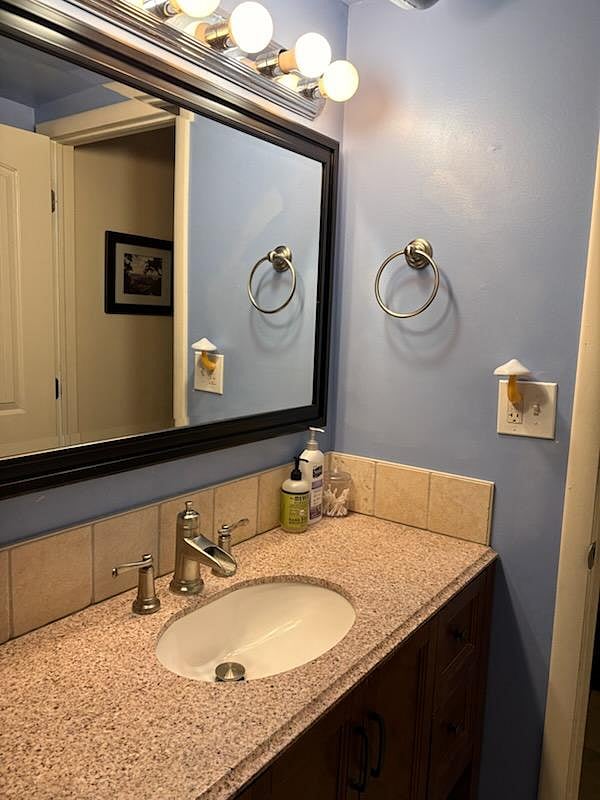 Furnished Finder property 996110_1 photo 17