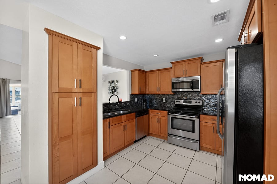 Furnished Finder property 996146_1 photo 9