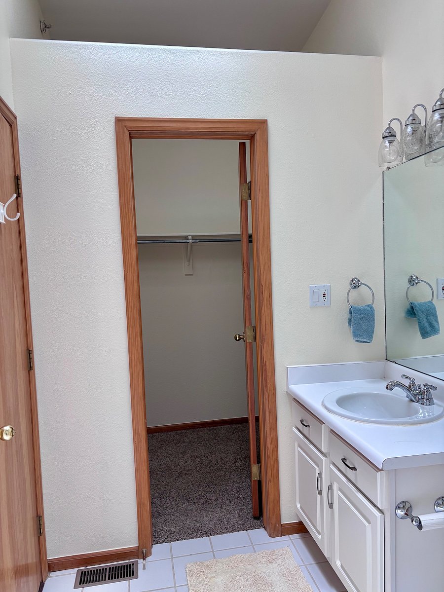Furnished Finder property 996158_1 photo 16