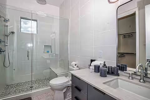 Furnished Finder property 996180_1 photo 21