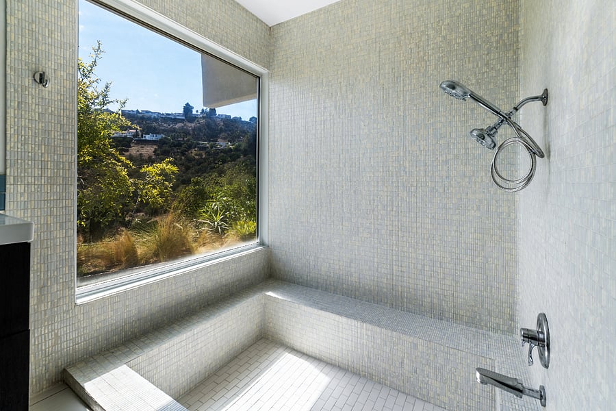Roman tub with view in master