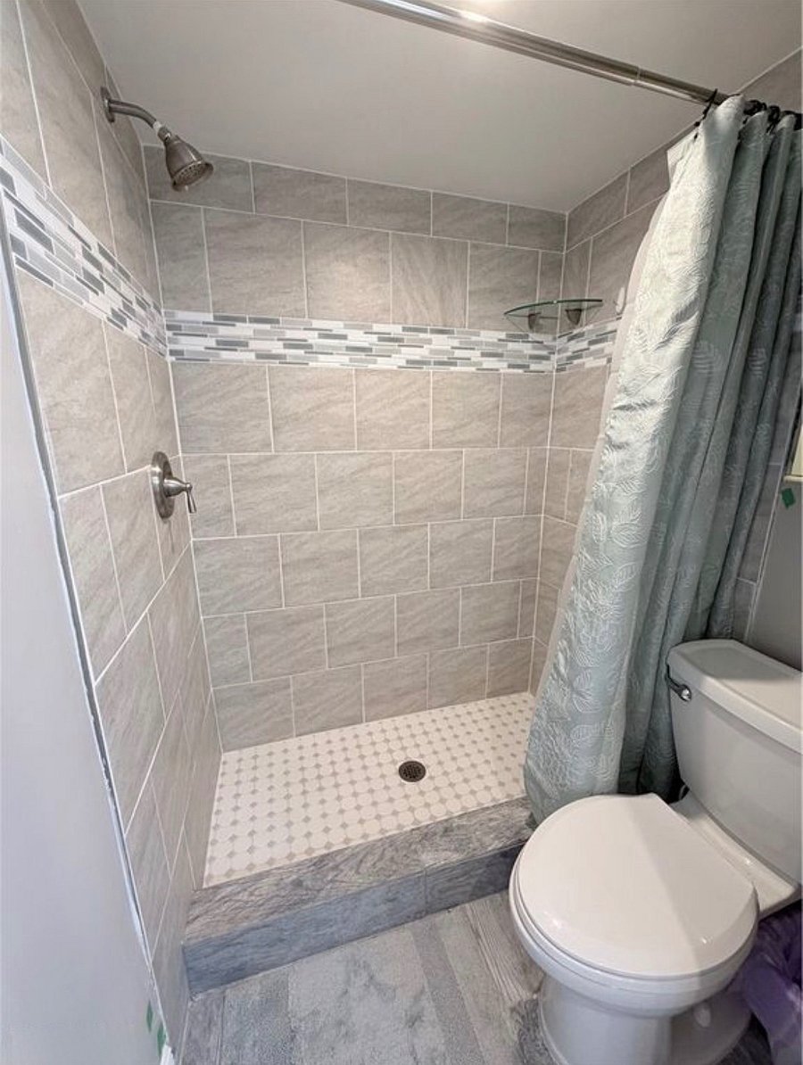 Furnished Finder property 996249_1 photo 17