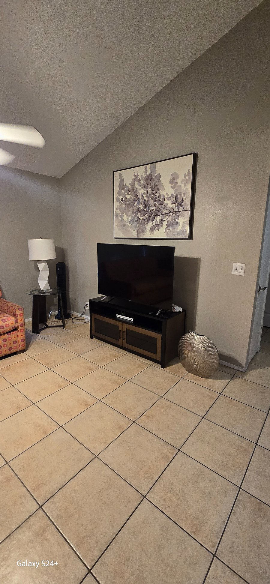 Furnished Finder property 996286_1 photo 3