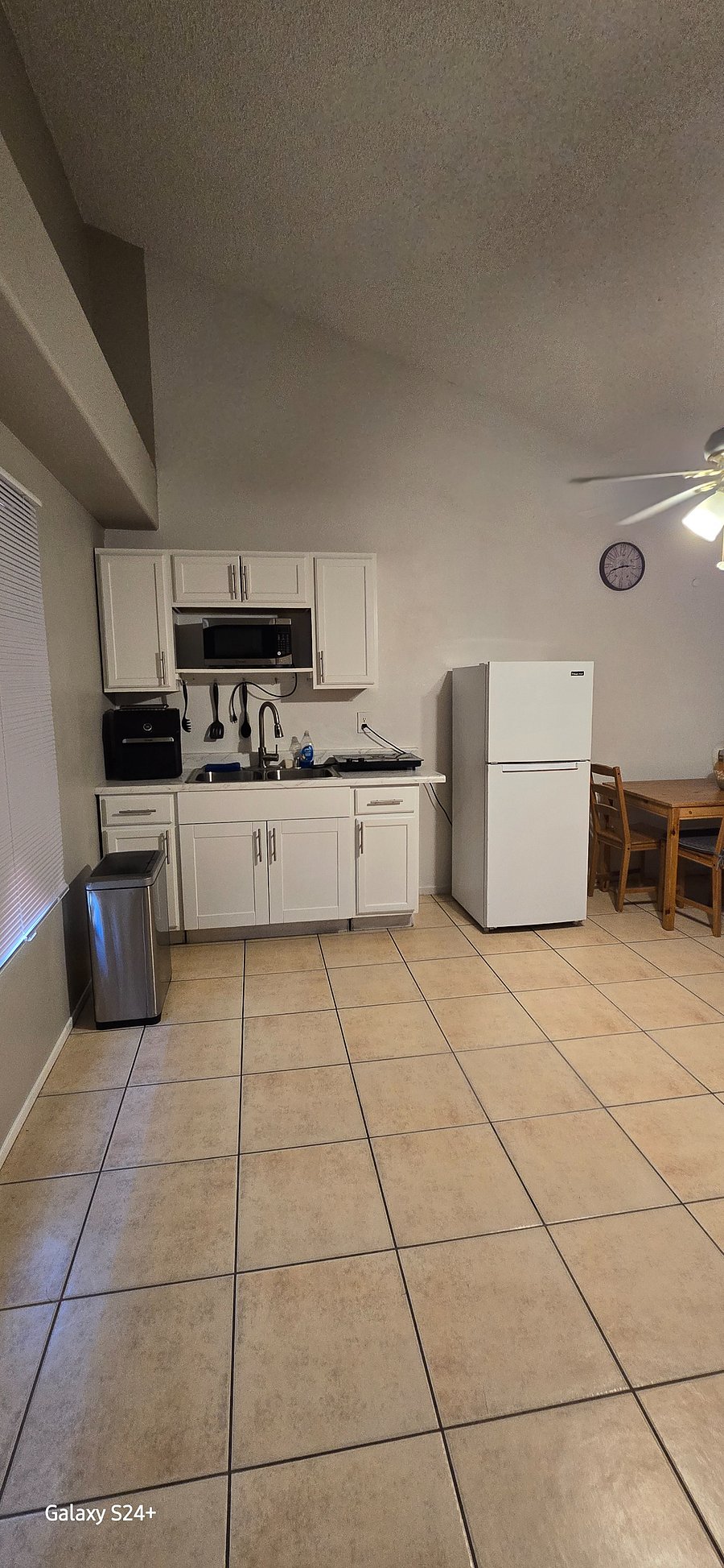 Furnished Finder property 996286_1 photo 8