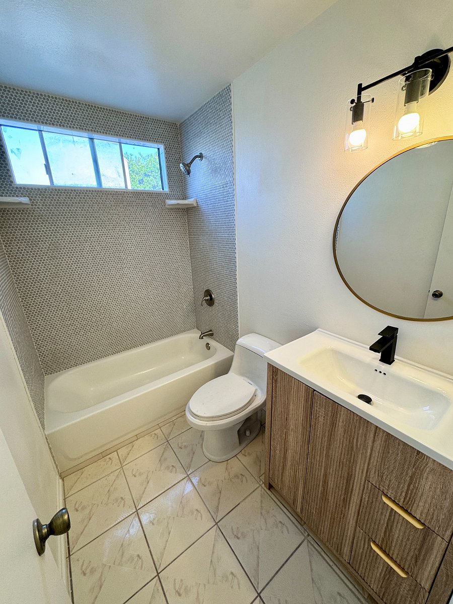 Furnished Finder property 996295_1 photo 25