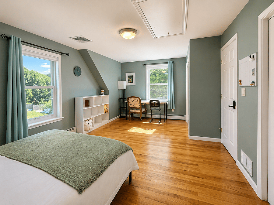 The Upstairs Suite