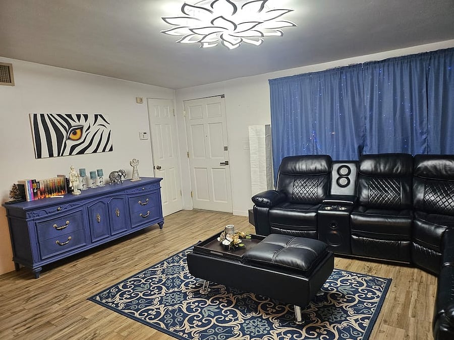 Furnished Finder property 996370_1 photo 1