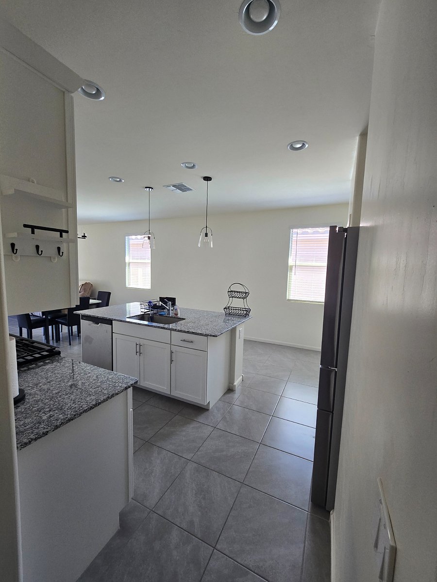 Furnished Finder property 996372_1 photo 21