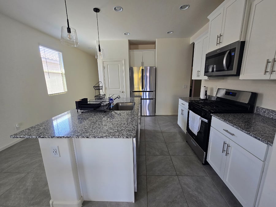 Furnished Finder property 996372_1 photo 24