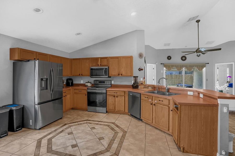 Furnished Finder property 996379_1 photo 11