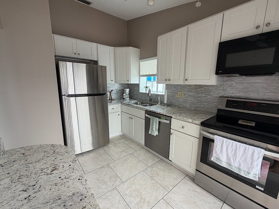 Furnished Finder property 996394_1 photo 9