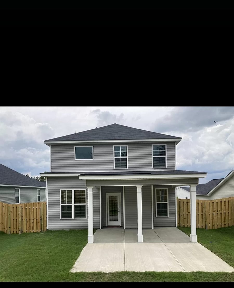 Back view of house 